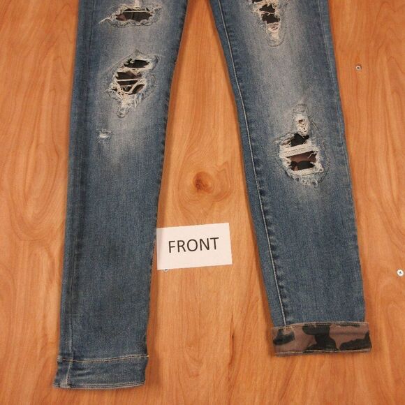 JUDY BLUE Peek A Camo Patch Distressed Denim Jeans Size 3/26 Janette JB82109MD - Picture 3 of 14